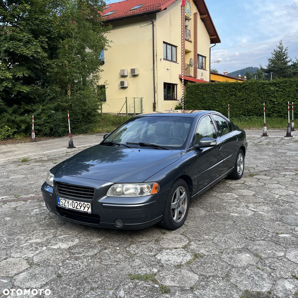 Volvo S60 - 1