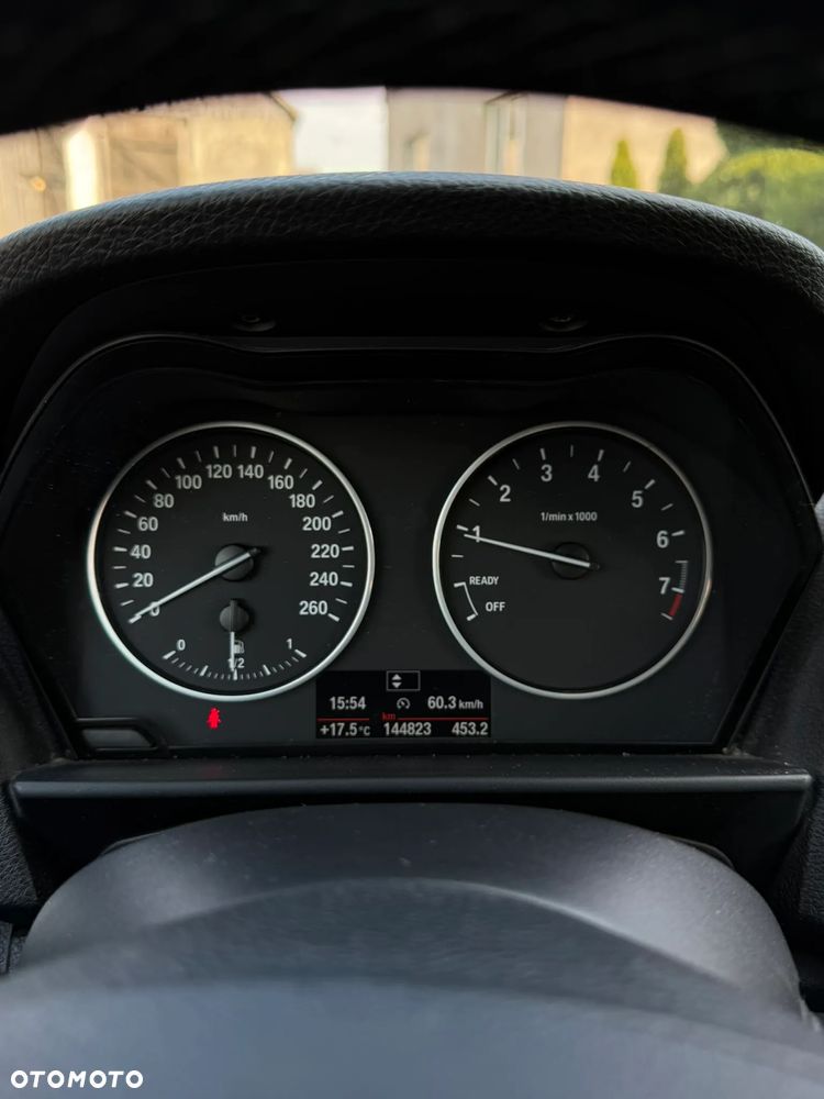 BMW Seria 1 116i - 13