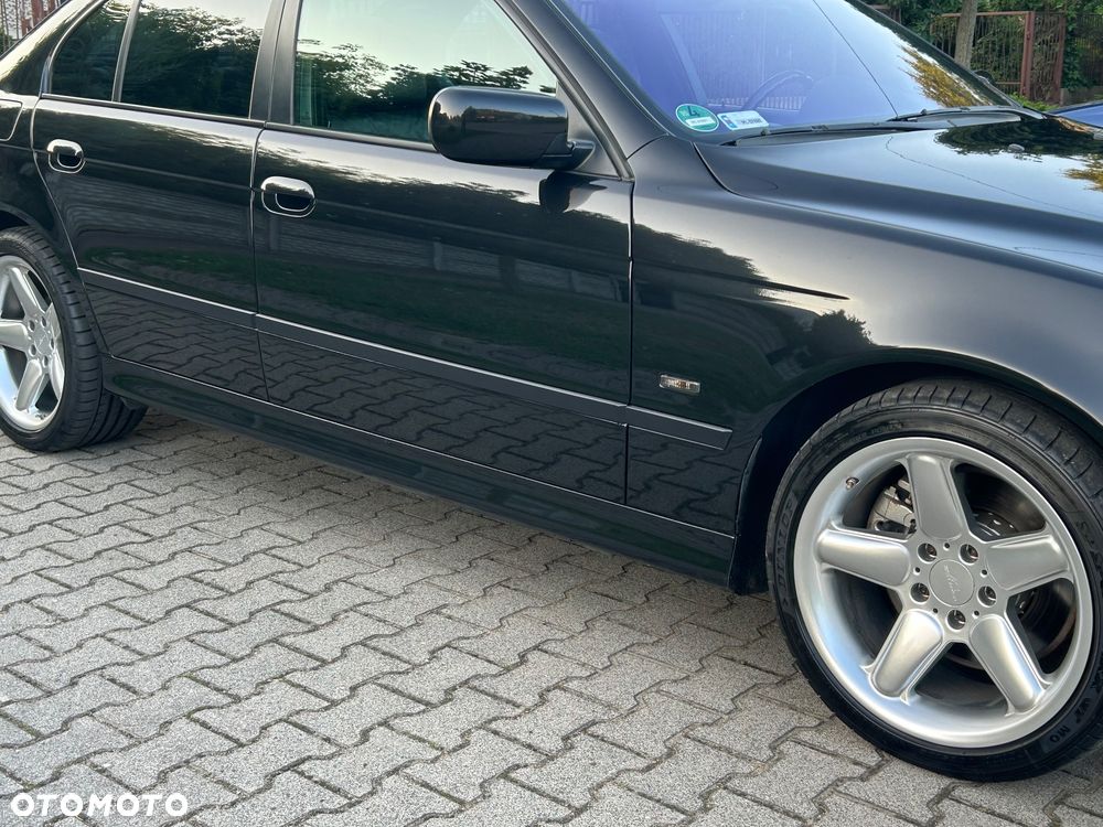 BMW Seria 5 - 36