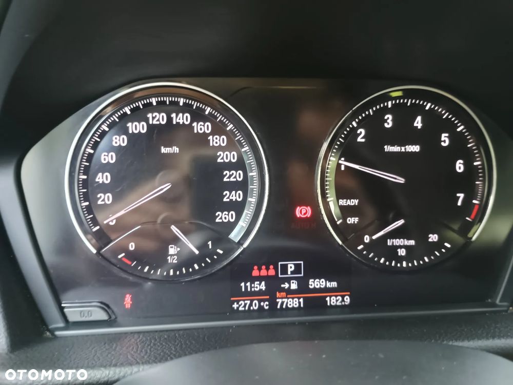 BMW Seria 2 218i - 10