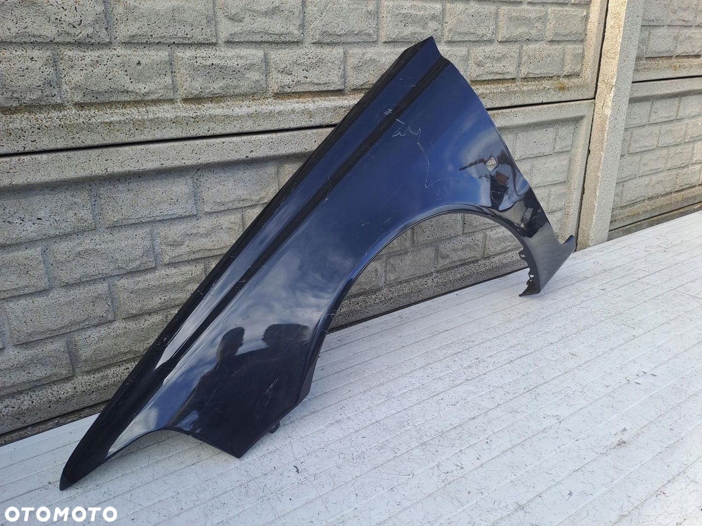 VOLVO V40 LIFT 00-04 BŁOTNIK PRZEDNI LEWY - 2
