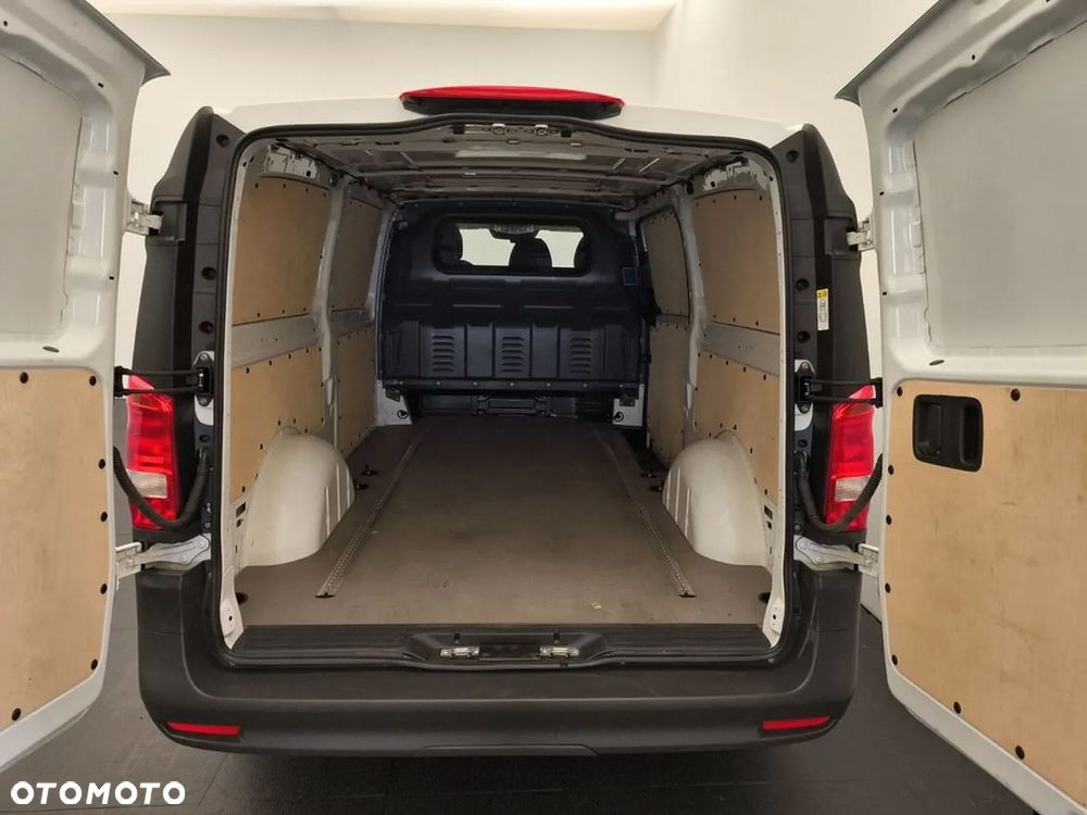 Mercedes-Benz Vito - 10