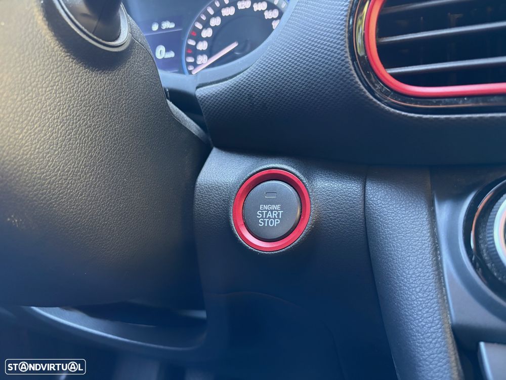 Hyundai Kauai 1.0 T-GDi Premium Pele/Tec.Vermelho - 30