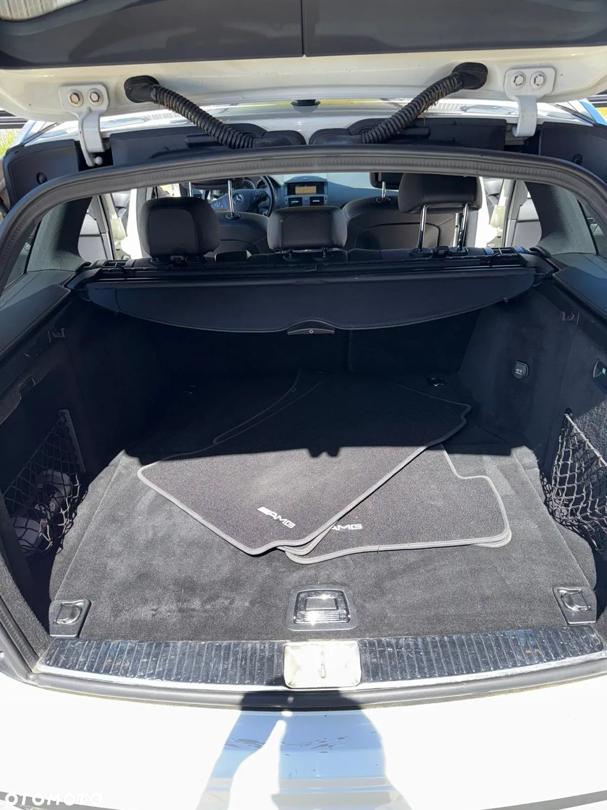 Mercedes-Benz Klasa C 180 T CGI Automatik BlueEFFICIENCY Avantgarde - 20