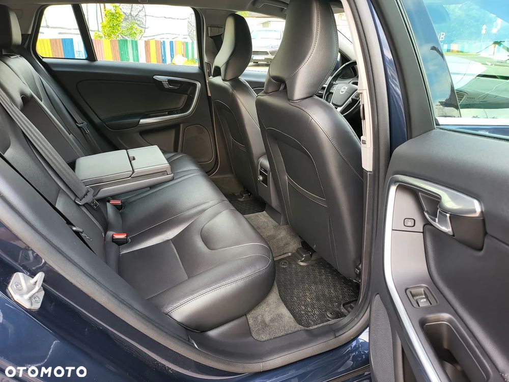 Volvo V60 - 23