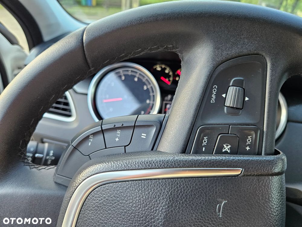 Peugeot 508 1.6 T Allure - 18