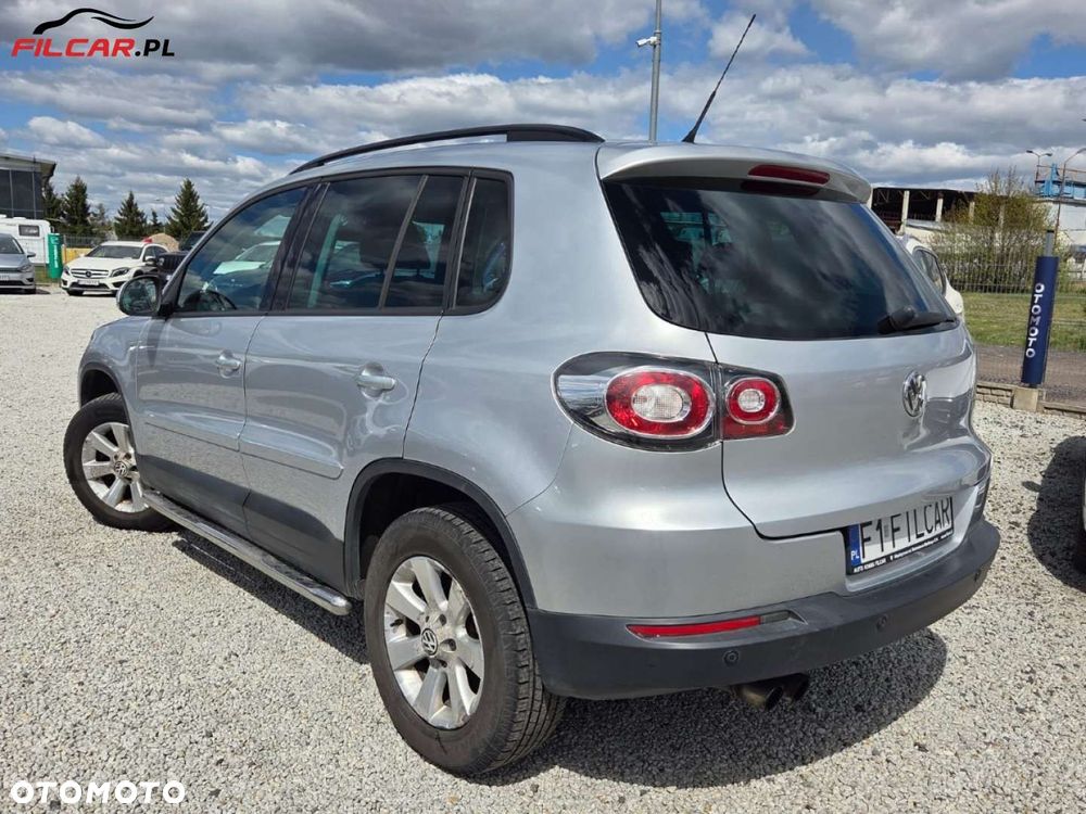 Volkswagen Tiguan - 4