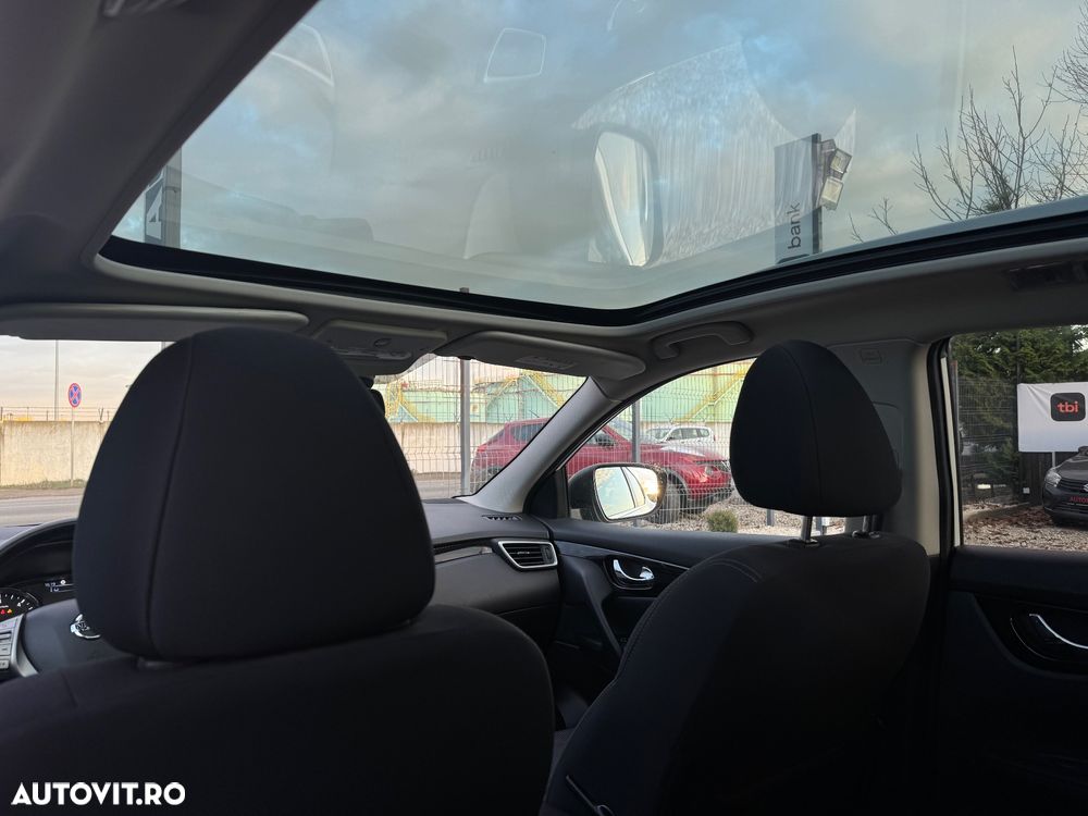 Nissan Qashqai 1.5 DCI N-Connecta - 13
