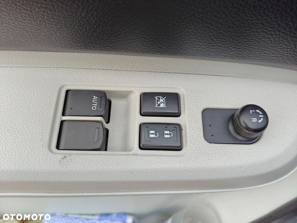 Suzuki Ignis Dualjet Intro Edition - 21