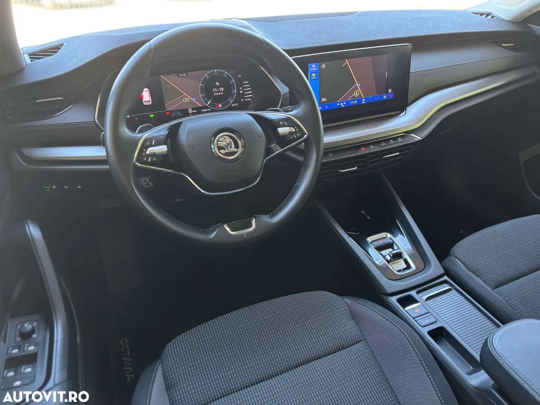 Skoda Octavia 2.0 TDI DSG Ambition - 11