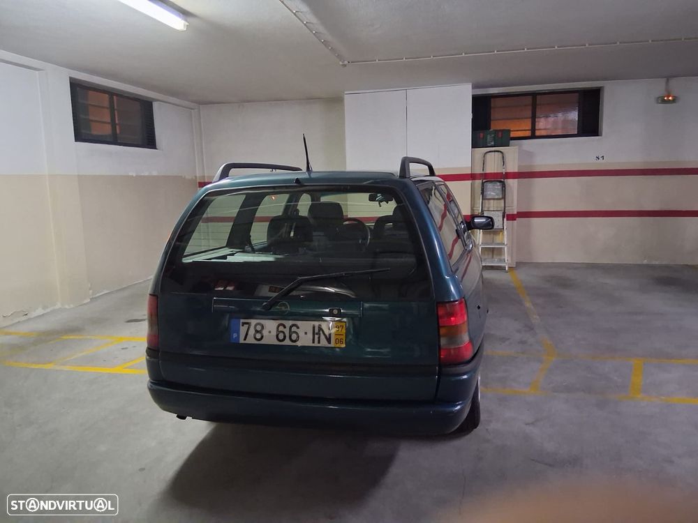 Opel Astra Caravan 1.4i 16V - 4