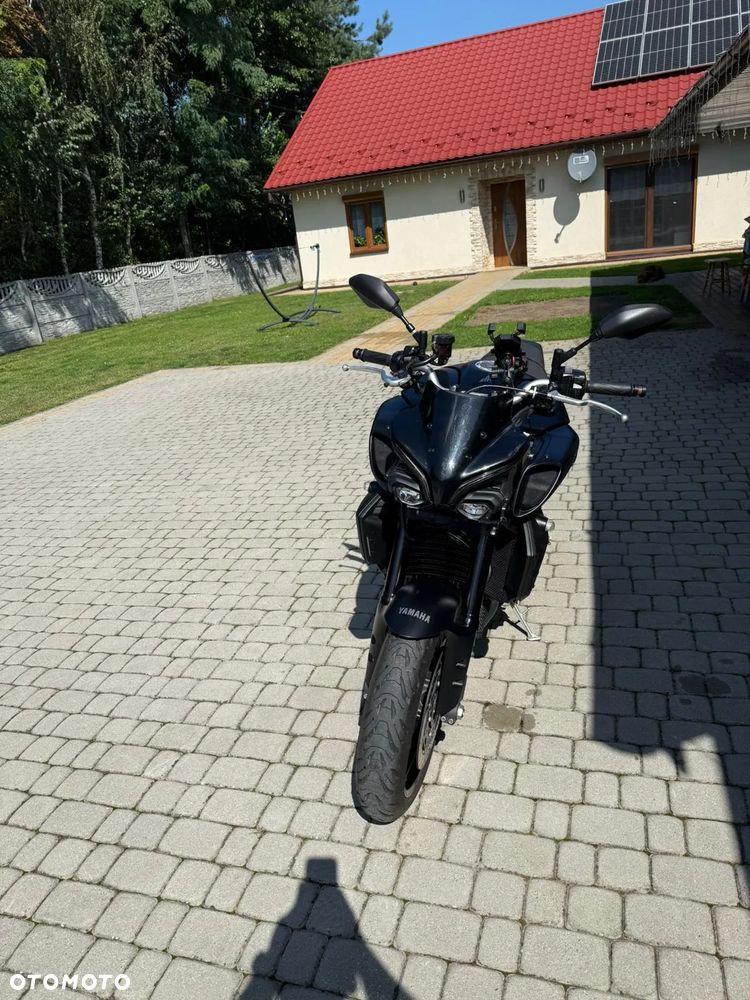 Yamaha MT - 7