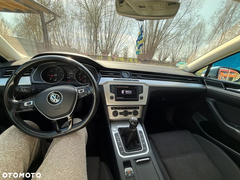 Volkswagen Passat Variant 2.0 TDI (BlueMotion Technology) Comfortline - 14