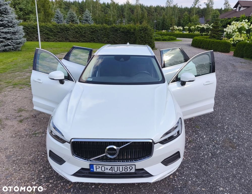 Volvo XC 60 B4 B Momentum Pro - 5
