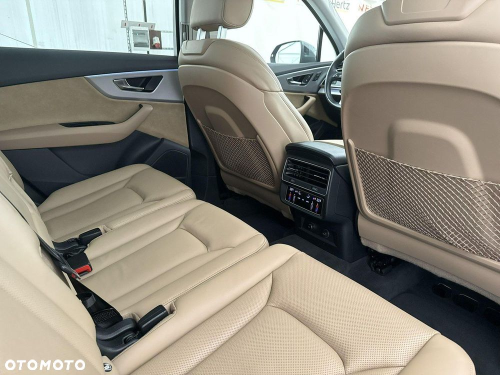 Audi Q7 - 23