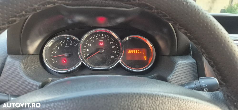Dacia Duster 1.5 dCi 4x4 Laureate - 3