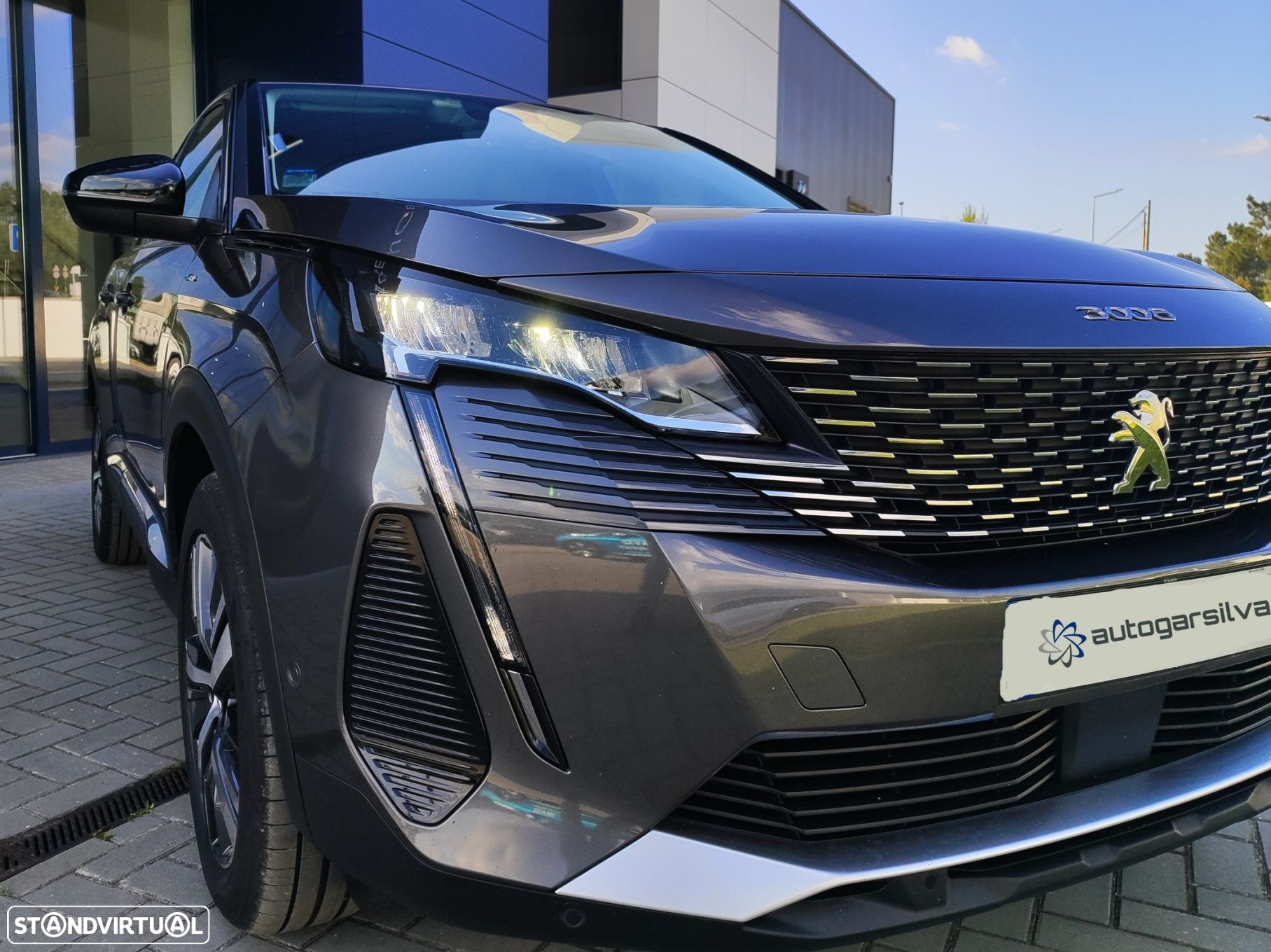 Peugeot 3008 1.6 Hybrid Allure e-EAT8 - 3