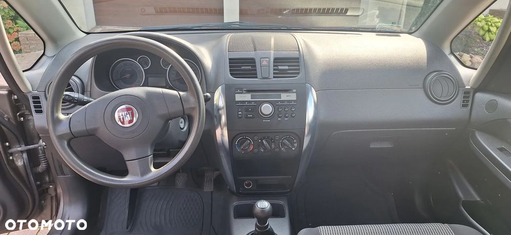 Fiat Sedici 1.6 16V 4x4 Dynamic - 9