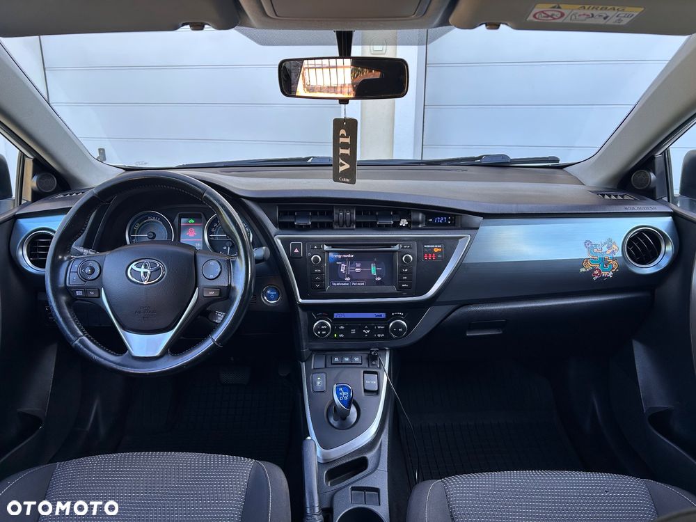 Toyota Auris - 10