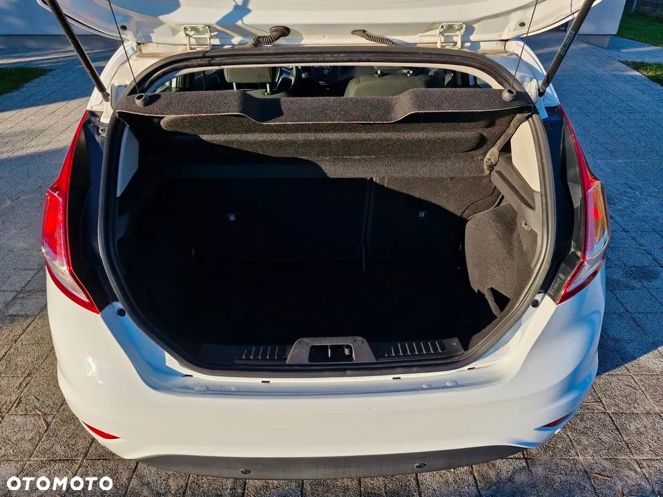 Ford Fiesta 1.25 Trend - 13