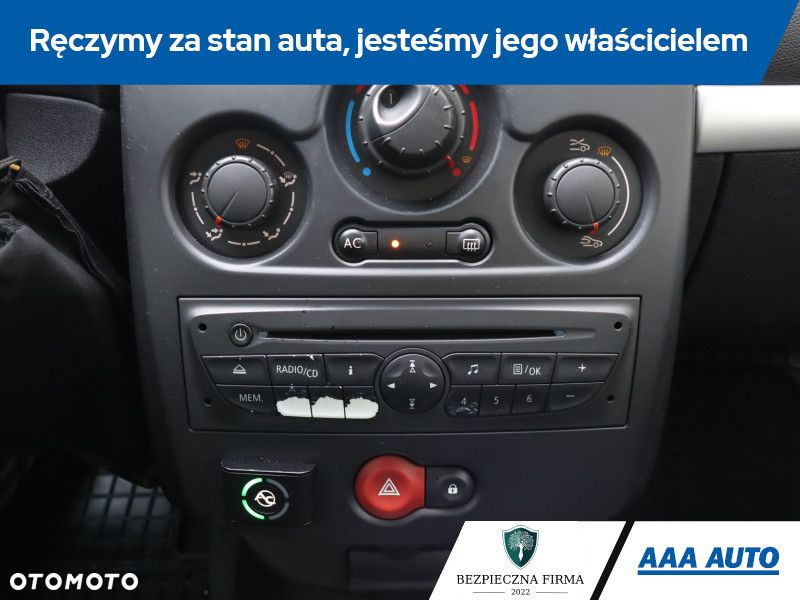 Renault Clio - 16