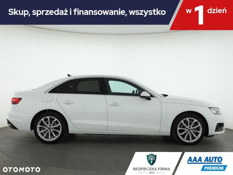 Audi A4 Limousine - 8