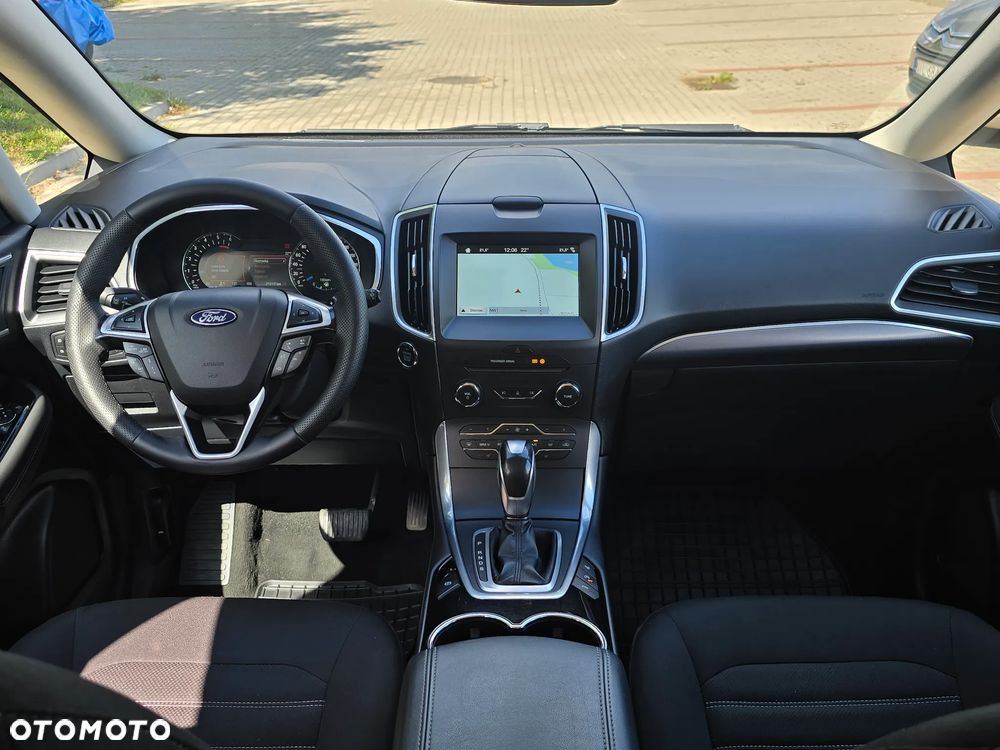 Ford Galaxy - 13