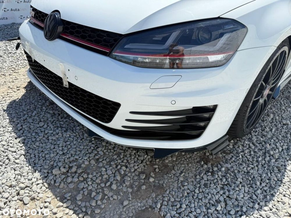 Volkswagen Golf GTI Performance BlueMotion Technology - 26