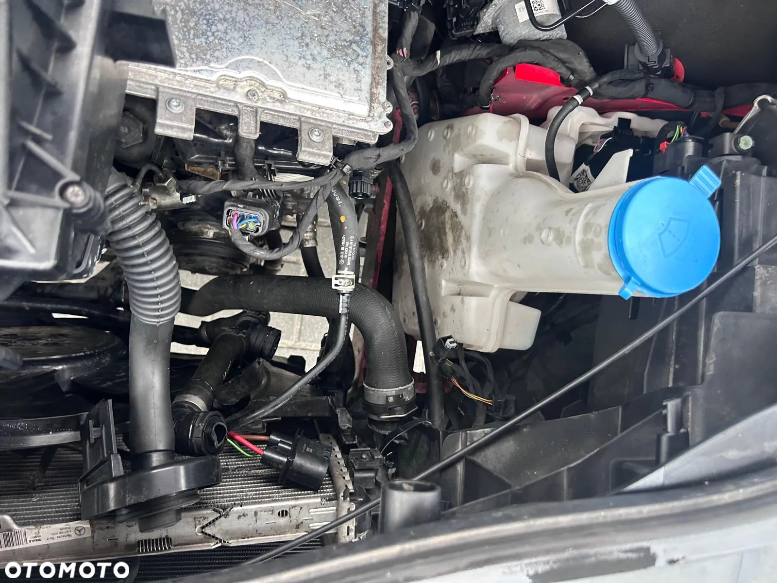 Mercedes-Benz Sprinter - 13