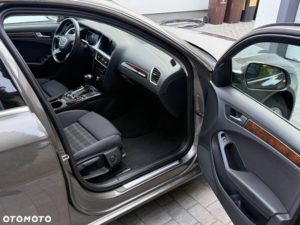 Audi A4 Avant 2.0 TDI DPF clean diesel quattro S tronic Ambition - 9