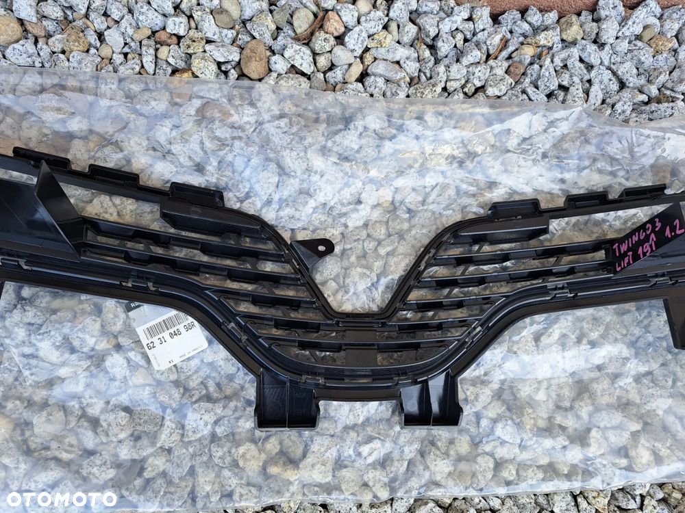 Atrapa chłodnicy grill Przód przedni Renault Twingo III lift 623108334RA - 8