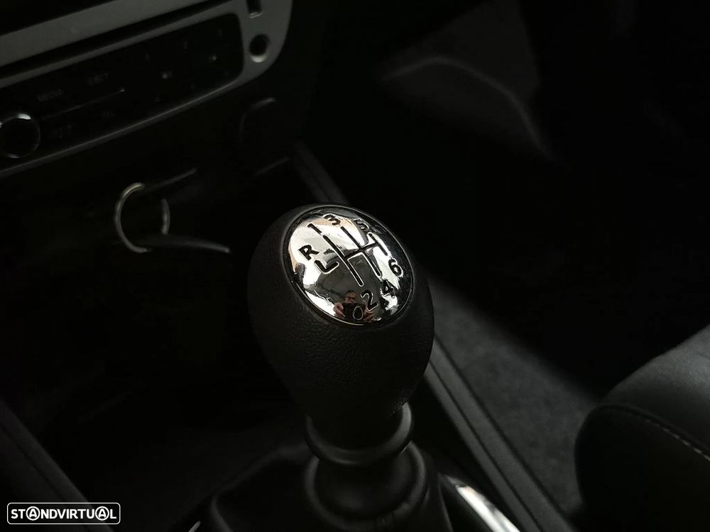 Renault Mégane Sport Tourer 1.5 dCi Confort SS - 23