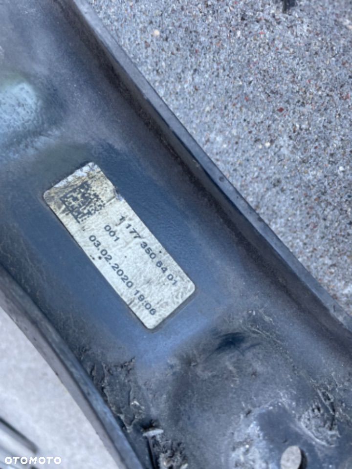 mercedes CLA 118 A177 AMG wahacz Piasta  amortyzator drazek tylne tylny - 9