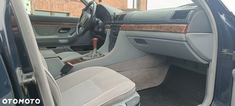 BMW Seria 7 - 17