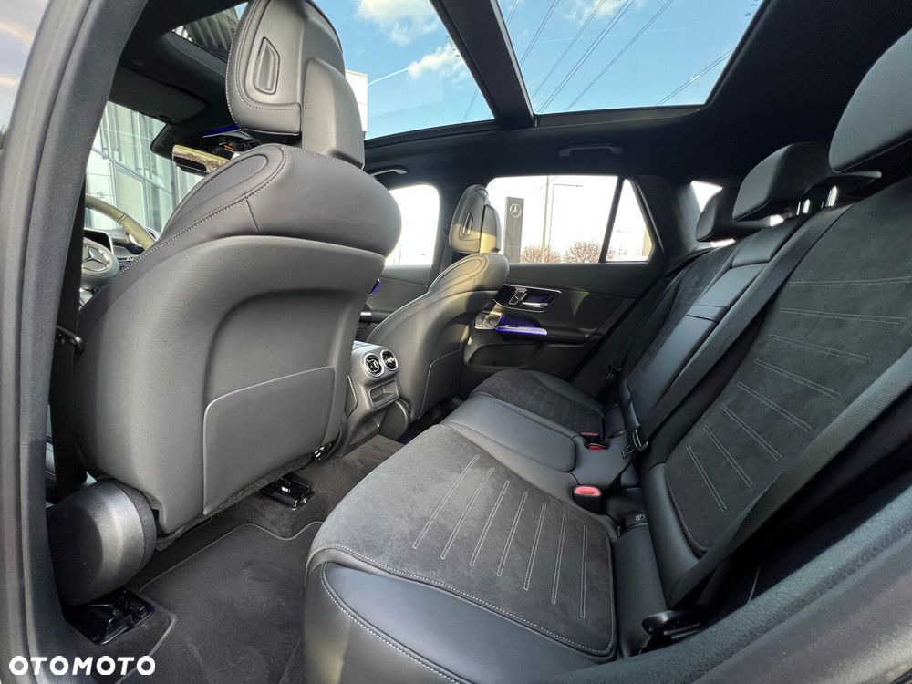 Mercedes-Benz GLC - 10