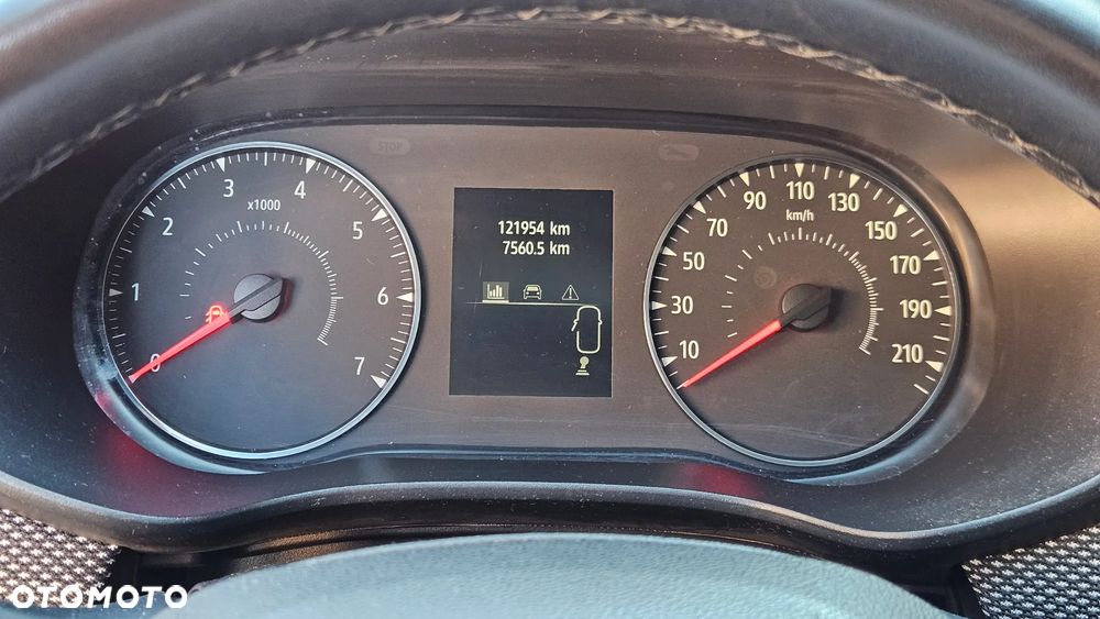 Dacia Sandero - 25