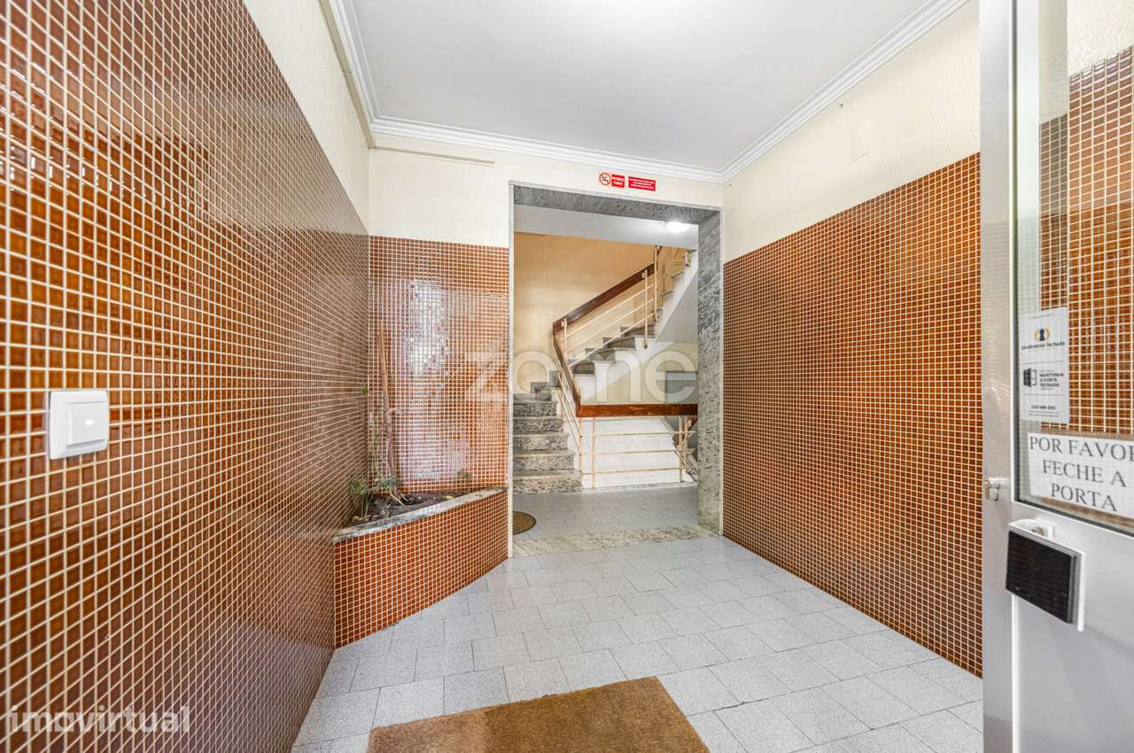 Apartamento T2 totalmente remodelado em São Lázaro - Braga - Grande imagem: 3/24