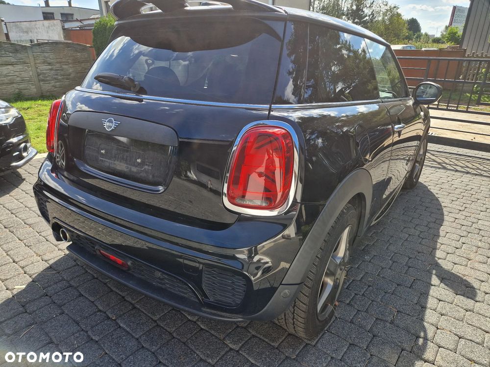 MINI John Cooper Works - 5