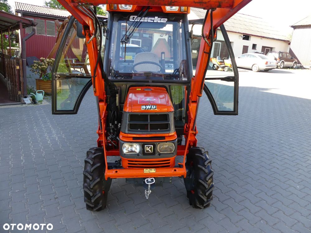 Kubota ST 30*30KM*4X4*2000r.* TUR - 5