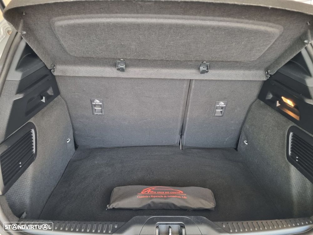 Ford Focus 1.0 EcoBoost MHEV ST-Line - 20
