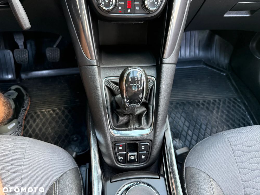 Opel Zafira Tourer 2.0 CDTI Innovation - 20