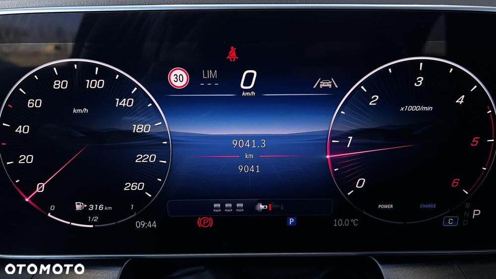 Mercedes-Benz GLC - 16