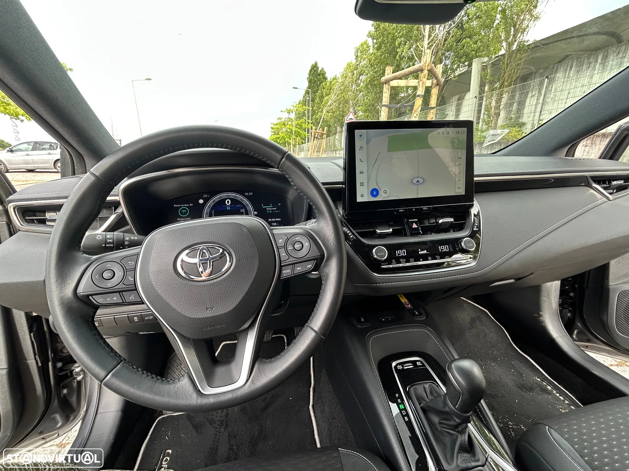 Toyota Corolla Touring Sports 1.8 Hybrid Exclusive - 9