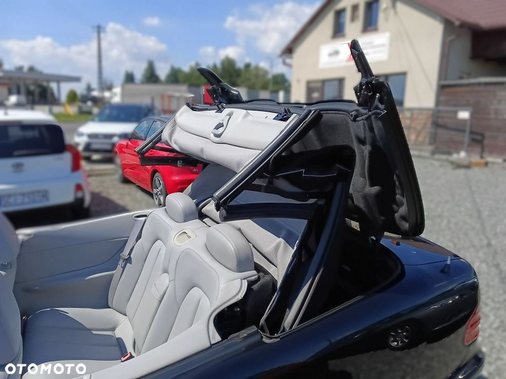 Mercedes-Benz CLK - 7