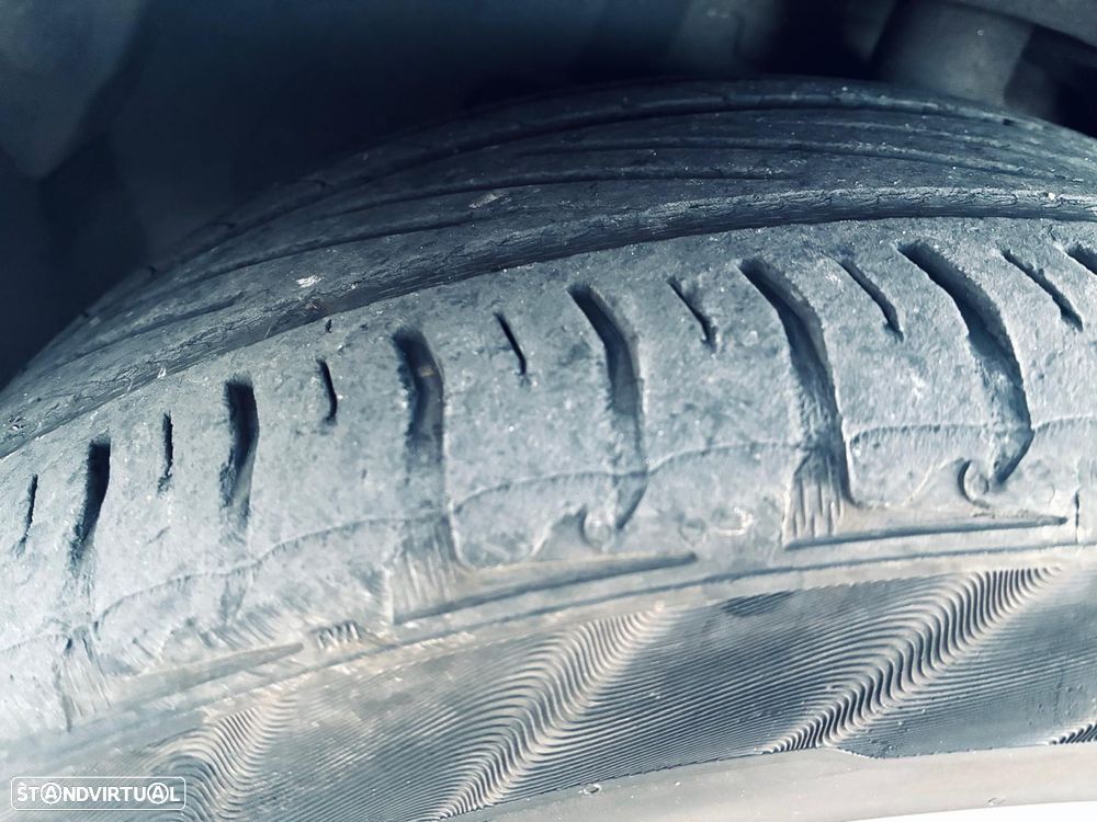 Ford Mondeo 1.8 TDCi Titanium - 11