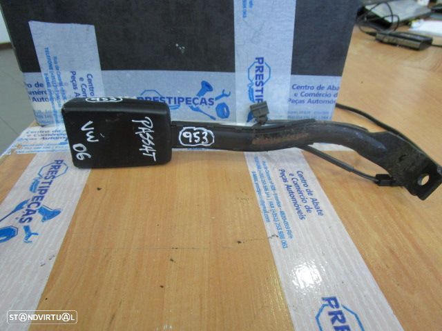 Pre-Tensor 3C0857755 VW PASSAT 2006 - 1