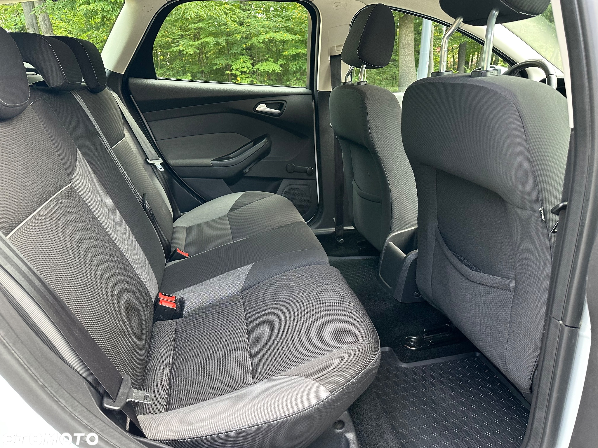 Ford Focus 1.6 Trend - 15