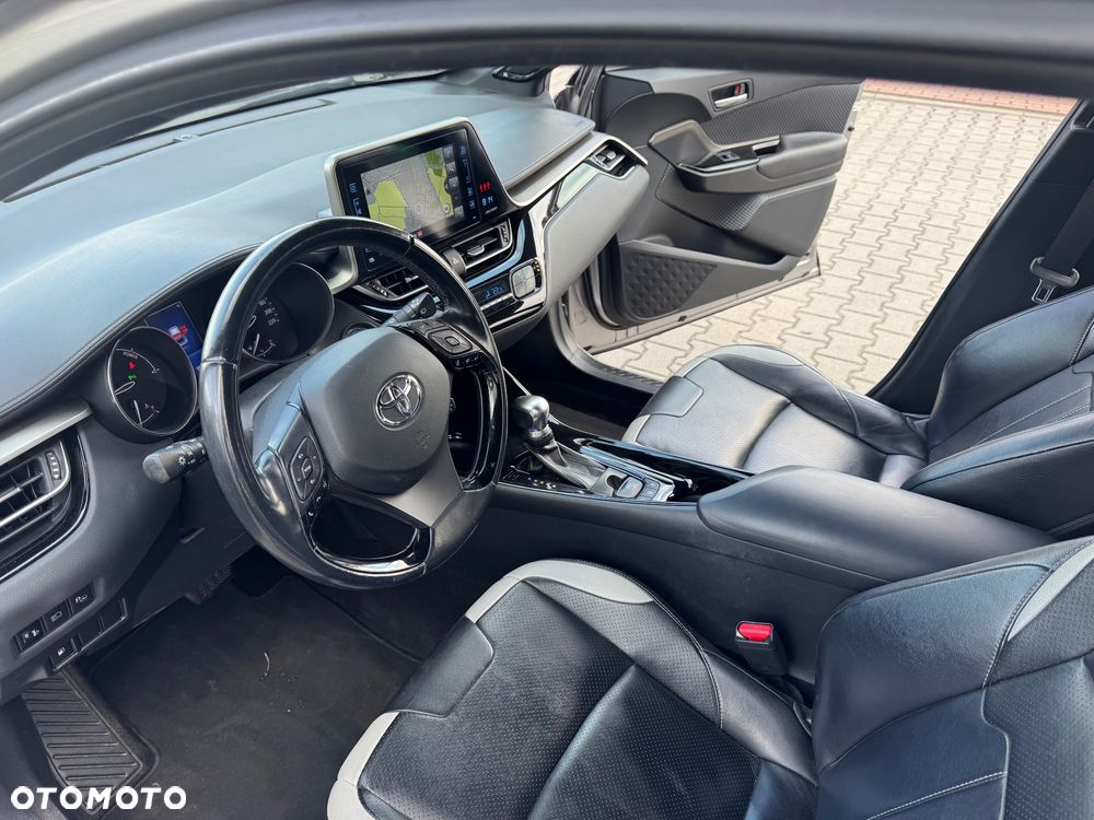 Toyota C-HR - 21
