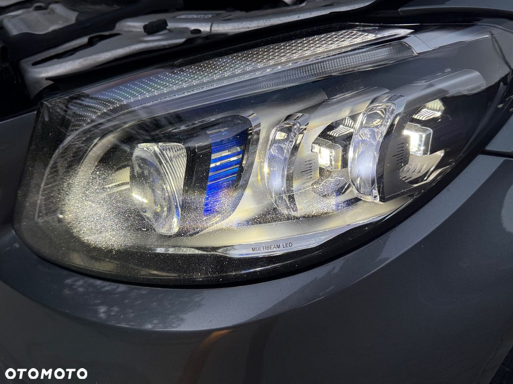 Mercedes-Benz Klasa C 300 d 4MATIC 9G-TRONIC - 14