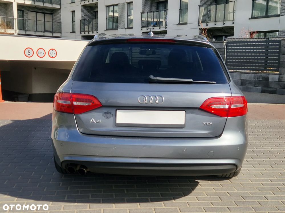 Audi A4 Avant - 7